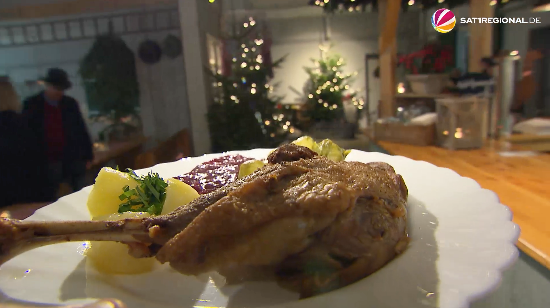 Video: Martinstag: Wie sicher ist Geflügelfleisch in Schleswig-Holstein?