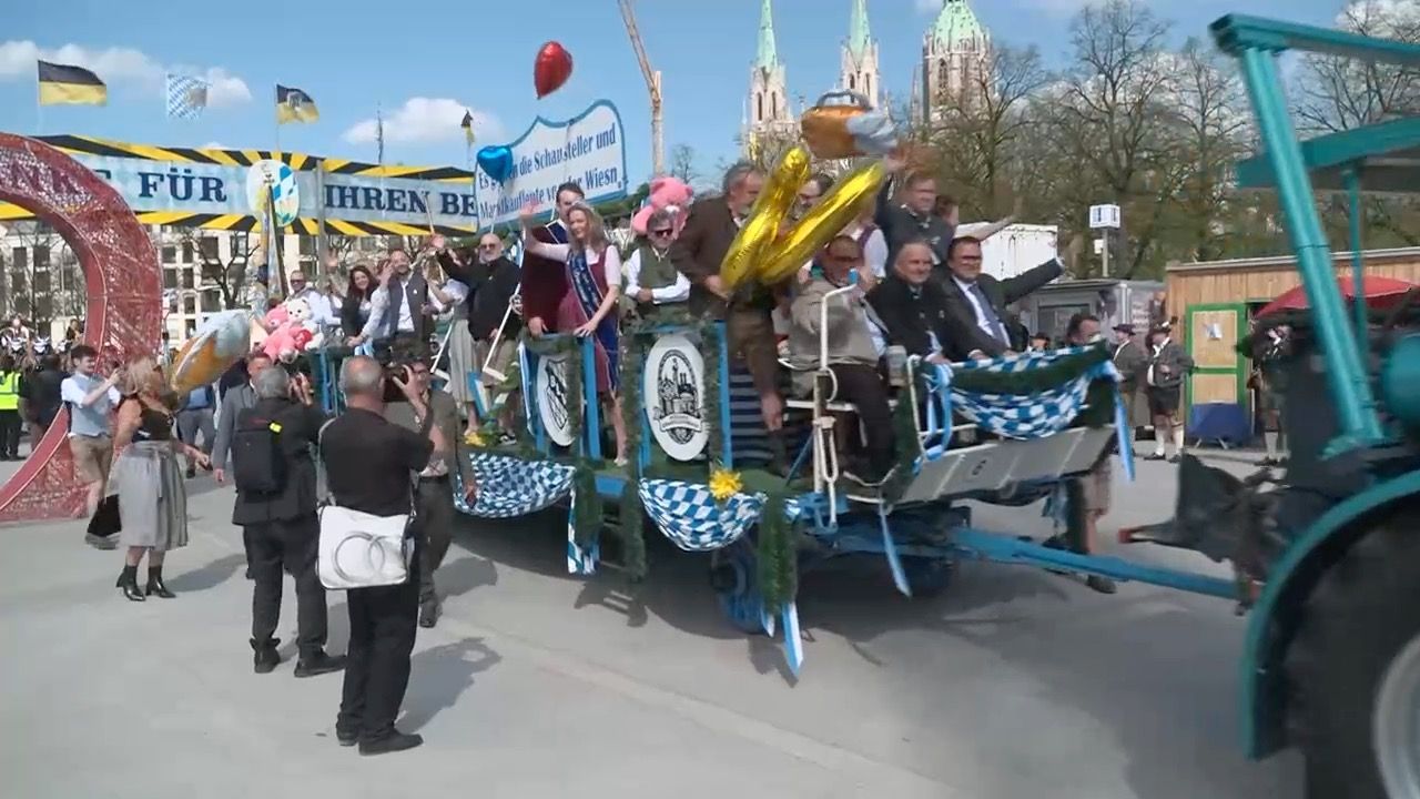 Video: Frühlingsfest gestartet: Jubiläum auf Münchner Theresienwiese