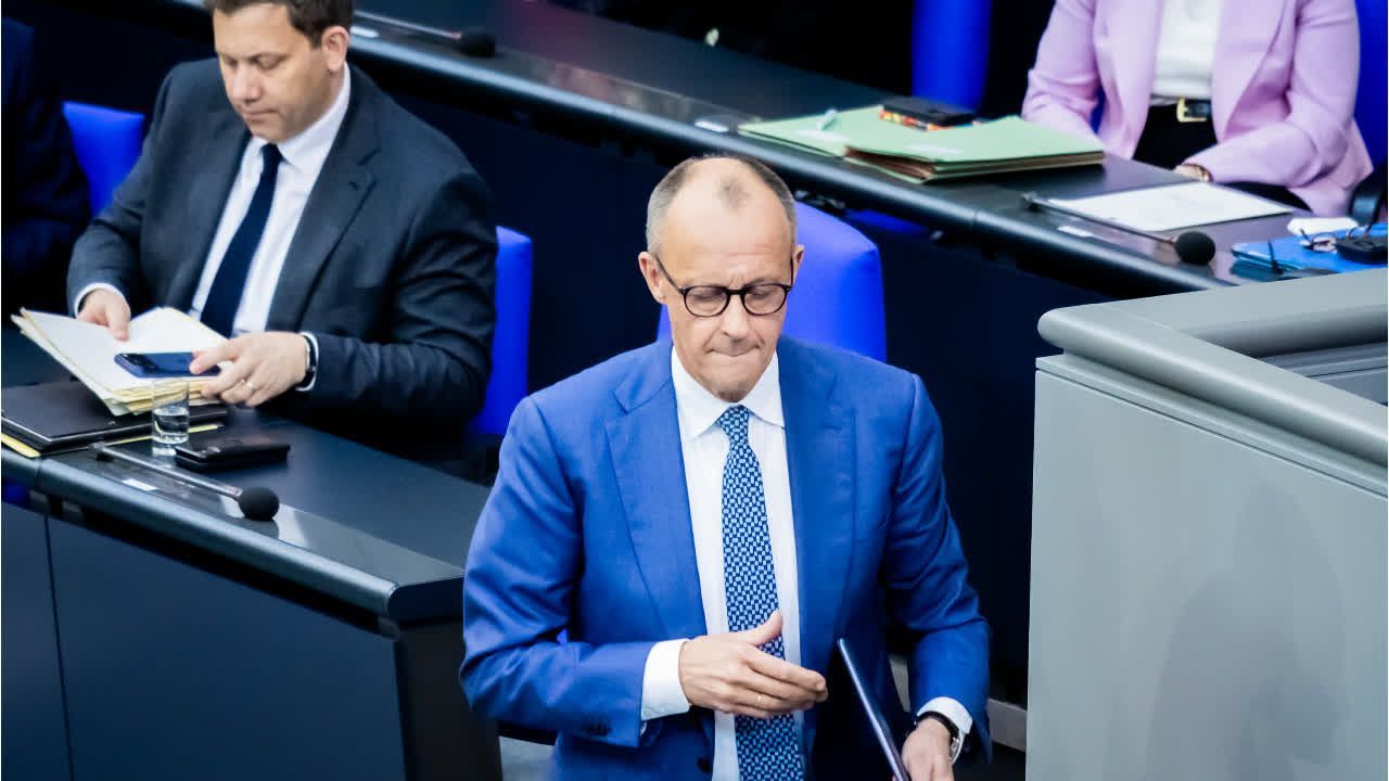 Video: Umfrage: SPD und Union sacken weiter ab