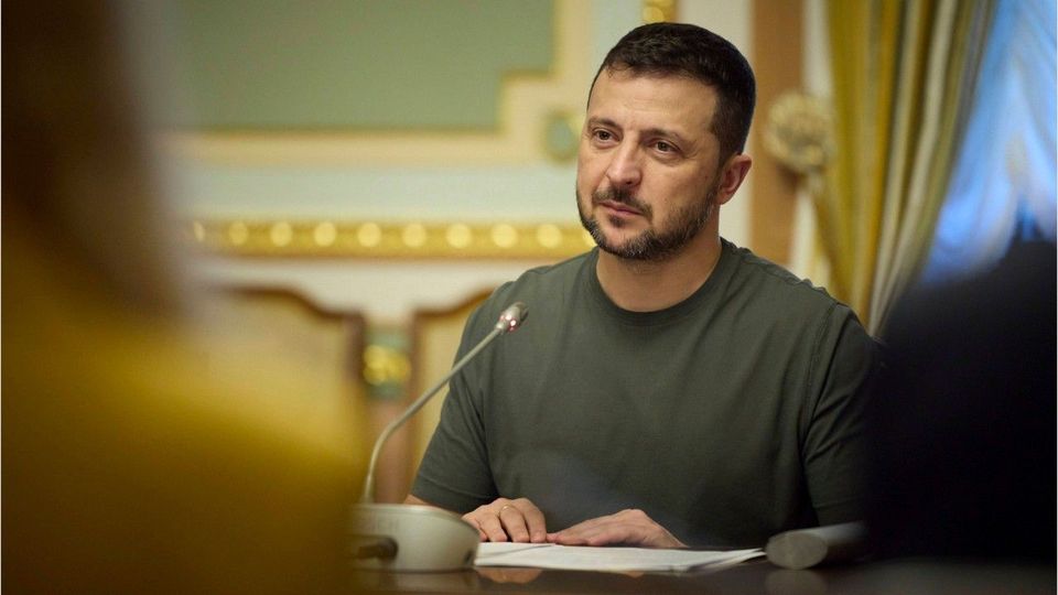 Selenskyj lässt aufhorchen: Ukraine-Krieg könnte nächstes Jahr vorbei sein