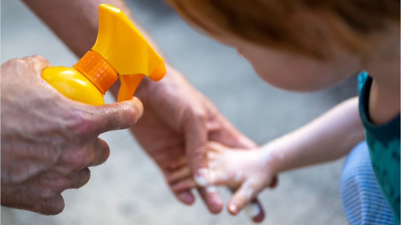 Video: Sonnencreme belastet Kinder
