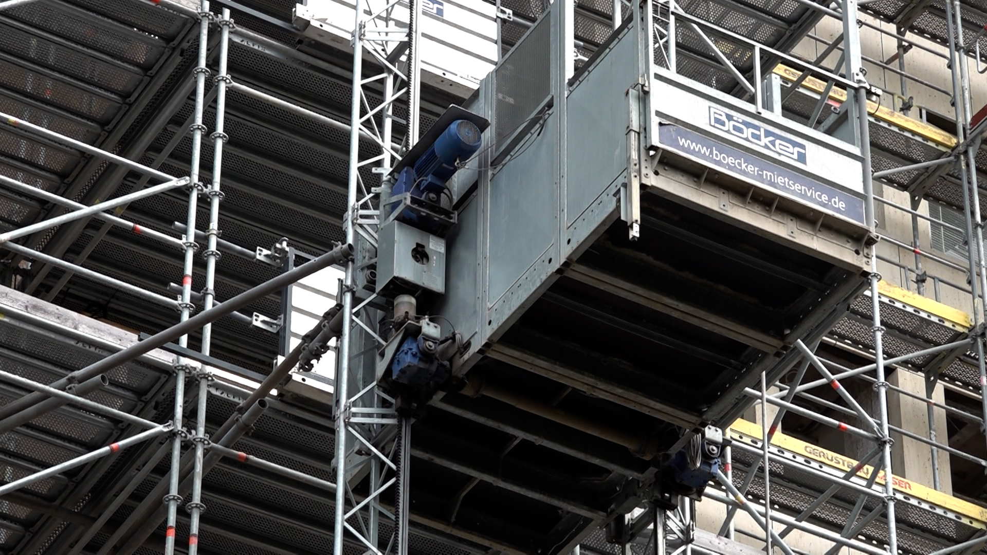 Video: Bauen in NRW soll einfacher und schneller werden