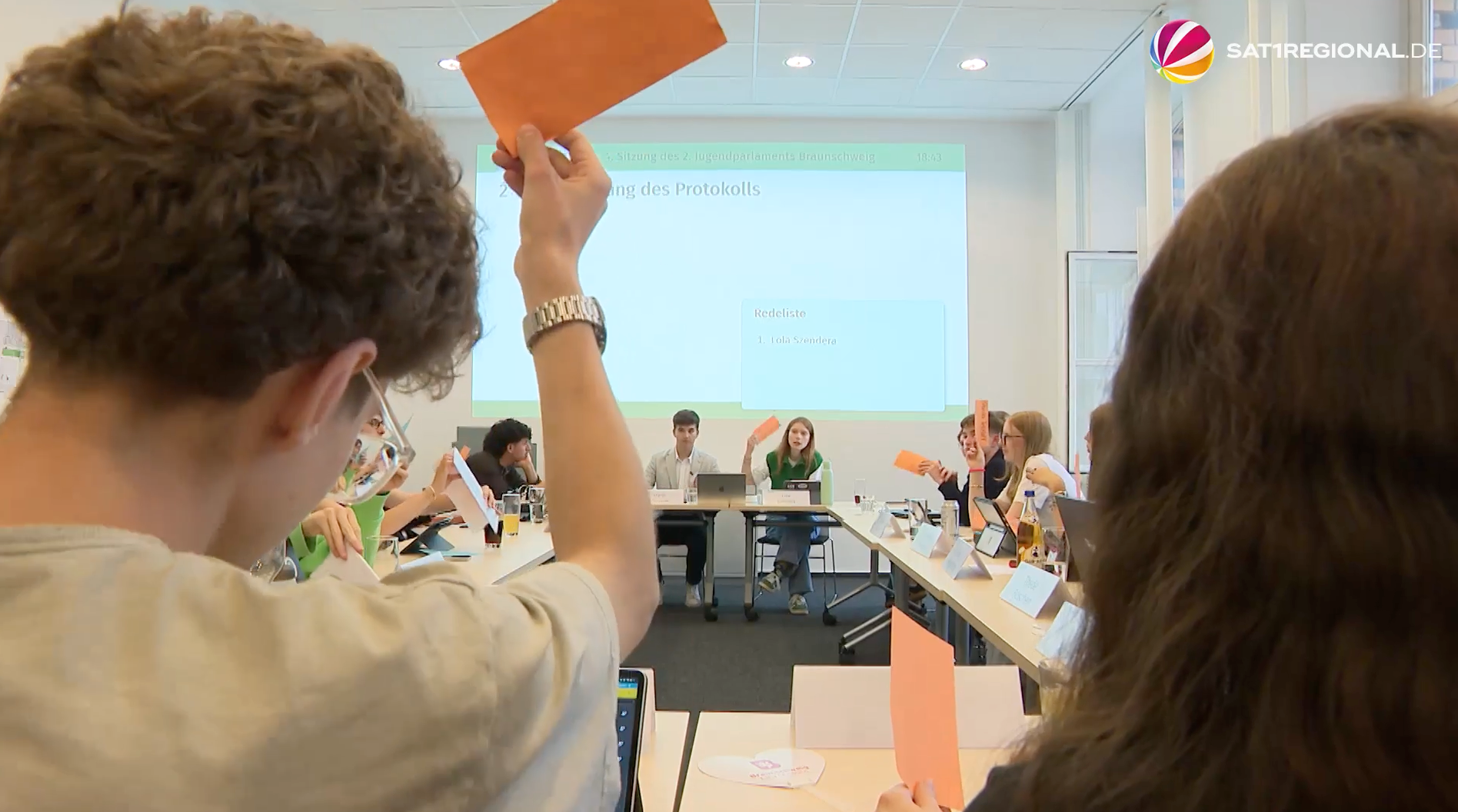 Video: Braunschweiger Jugendparlament: Wie Jugendliche ihre Stadt mitgestalten