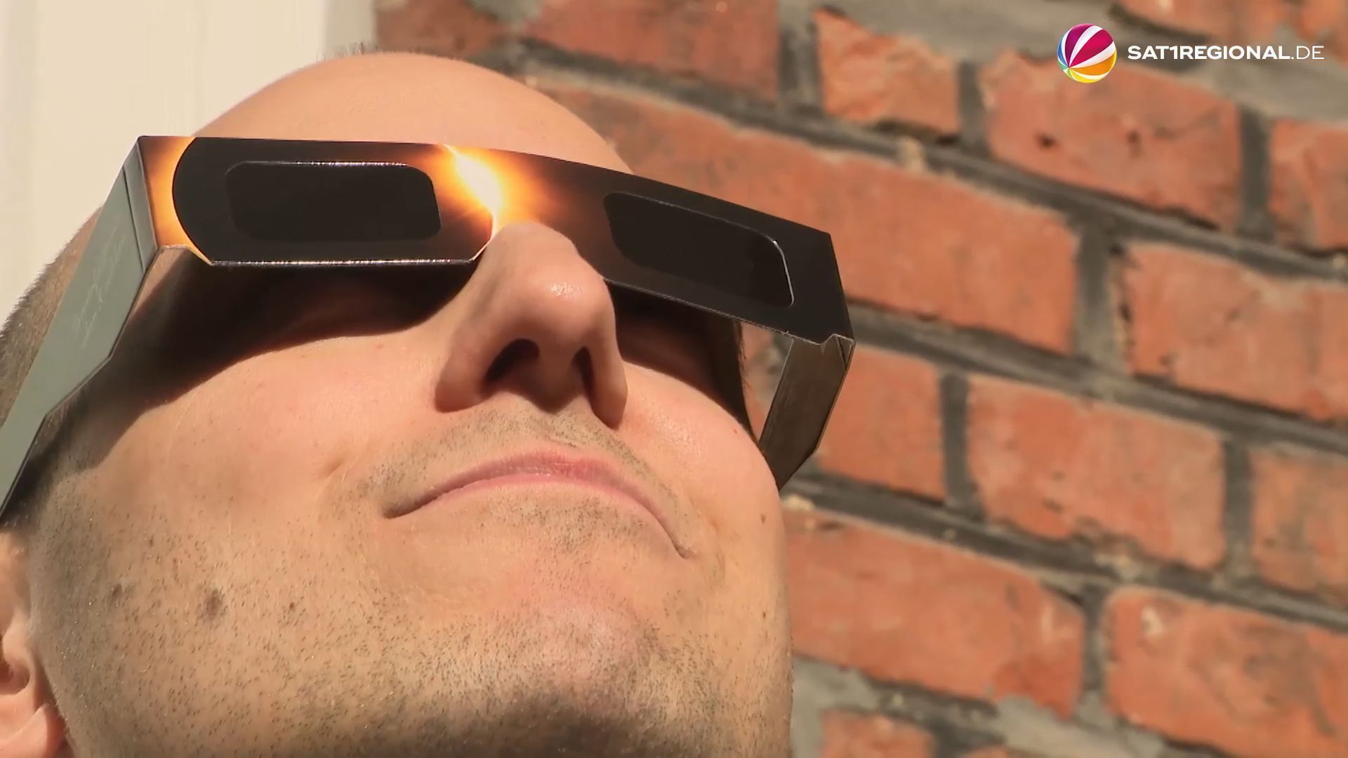 Video: Partielle Sonnenfinsternis: So erleben Sie das Naturschauspiel sicher