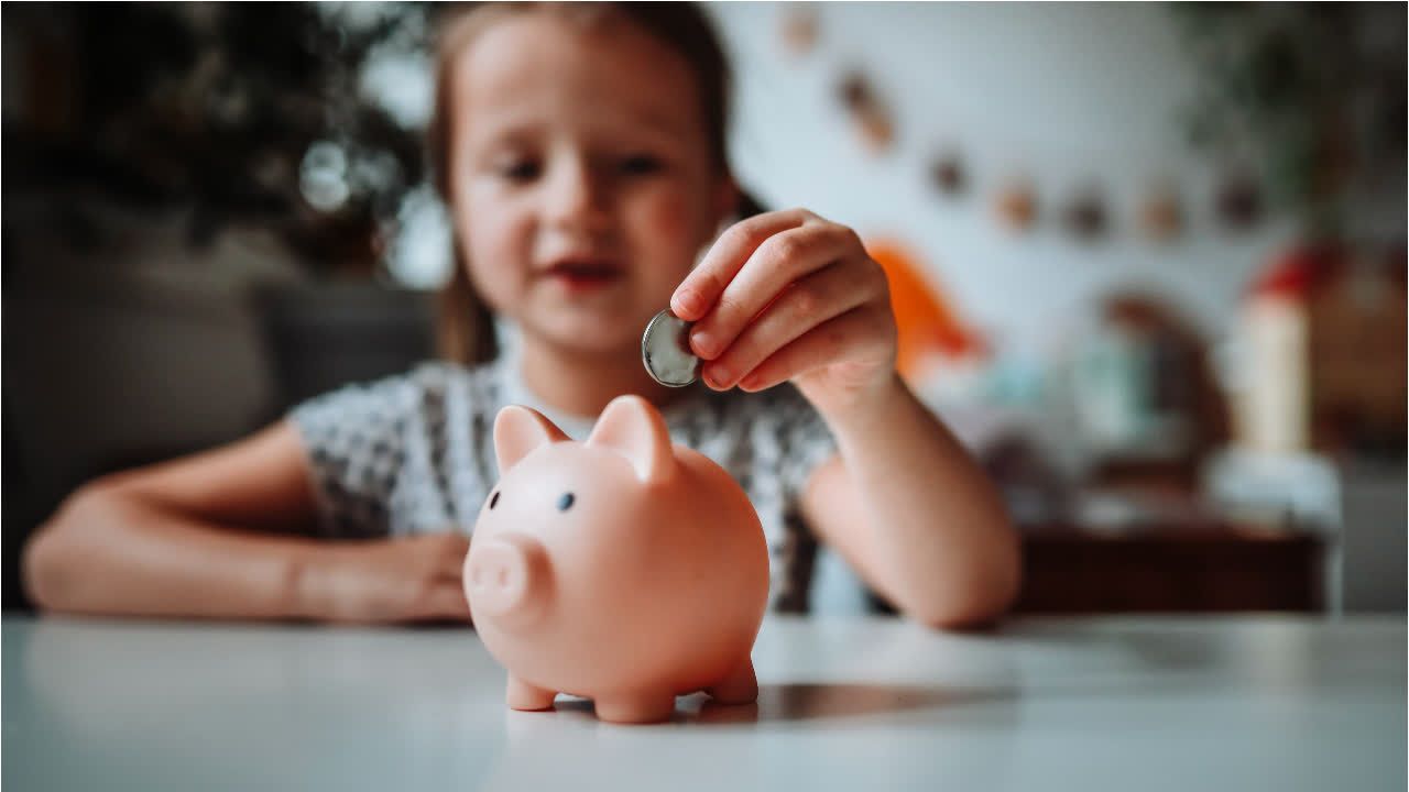 Video: Frühstartrente: Staat will Kindern Geld zahlen