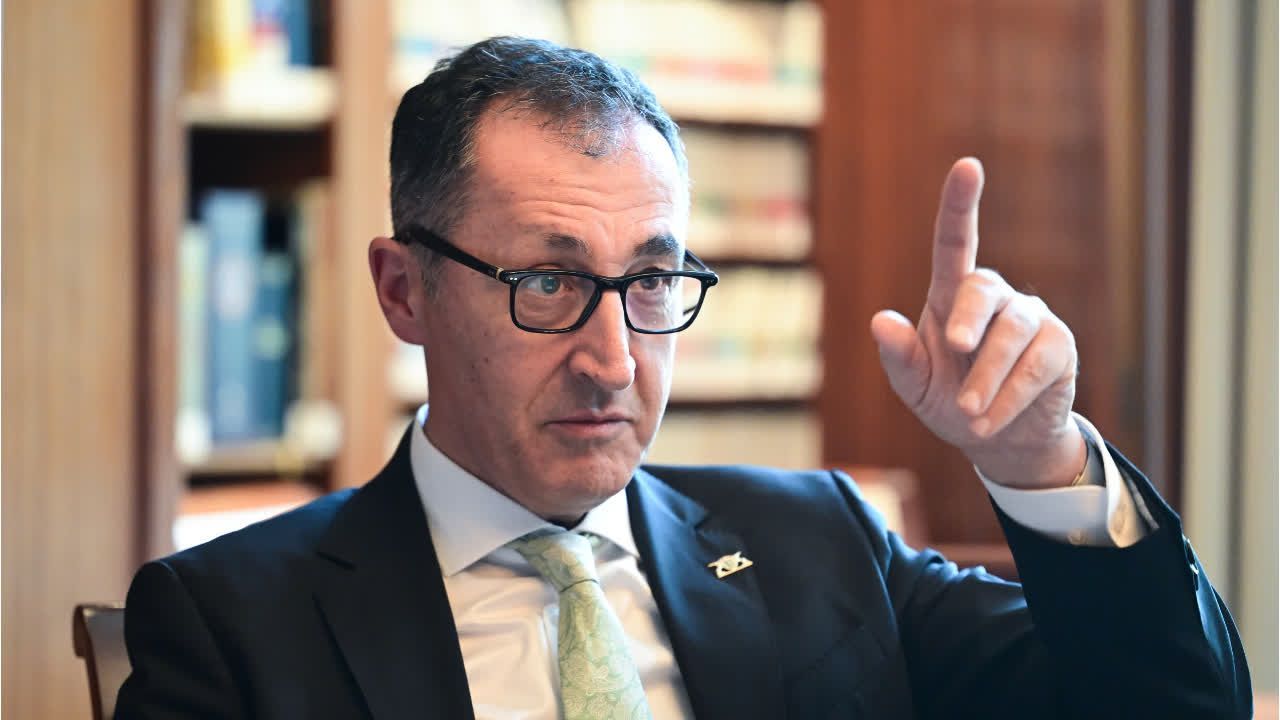 Video: Özdemir warnt vor Moskau-Kurs der AfD