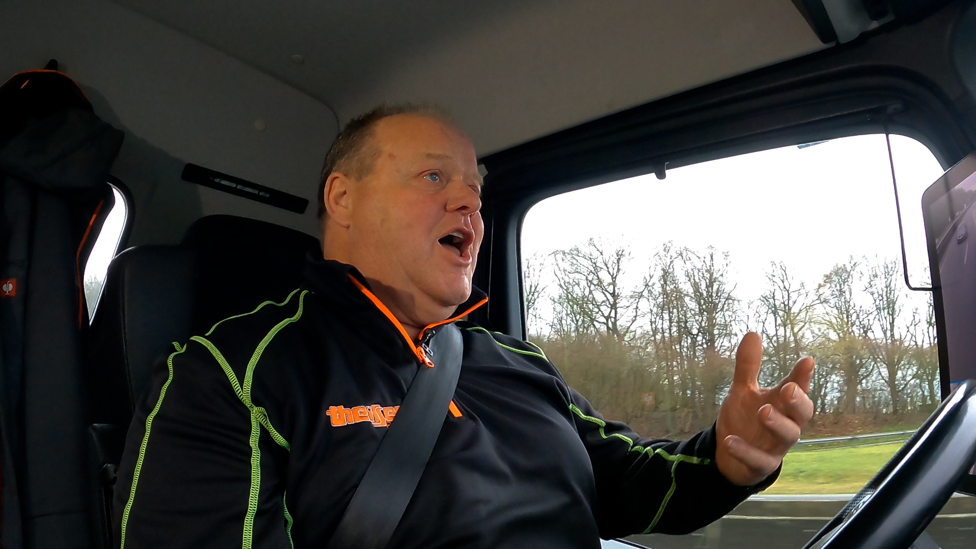 Video: Winni Biermann: Singender Trucker aus Bocholt