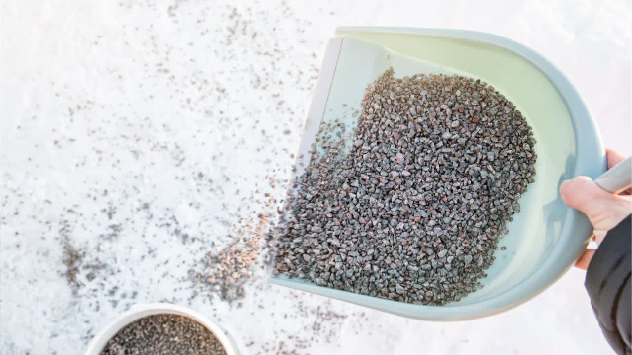 Video: Welches Streugut darf man verwenden – welches nicht?