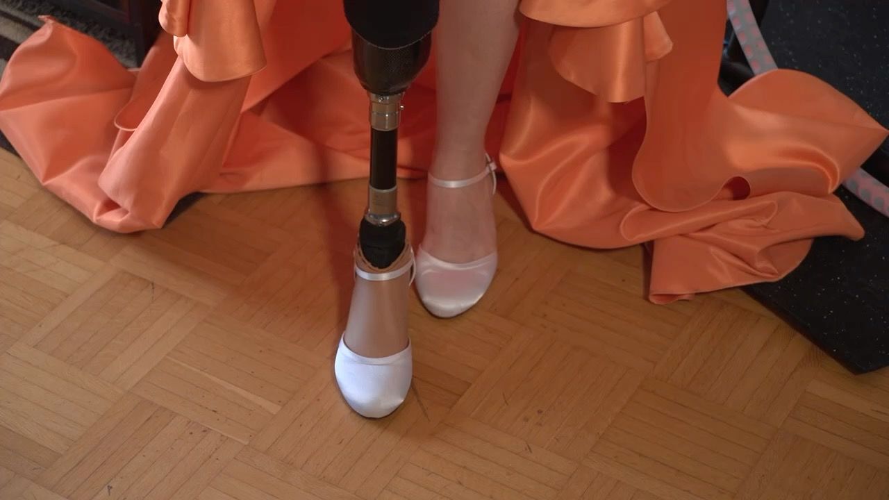 Video: Sieg mit Beinprothese: Misses Oberbayern lebt Inklusion