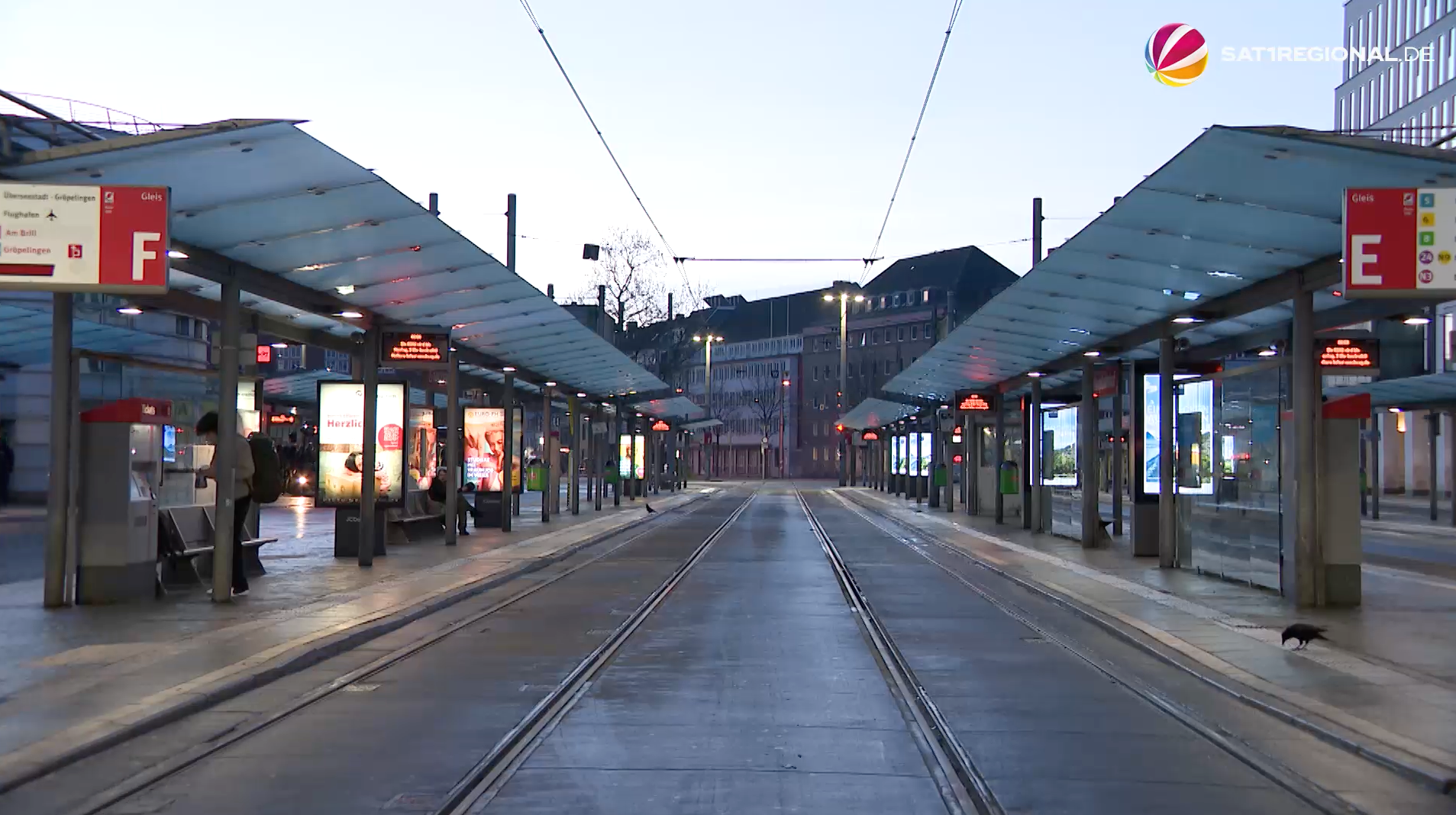 Video: Verdi-Warnstreik: Busse und Bahnen in Bremen stehen still