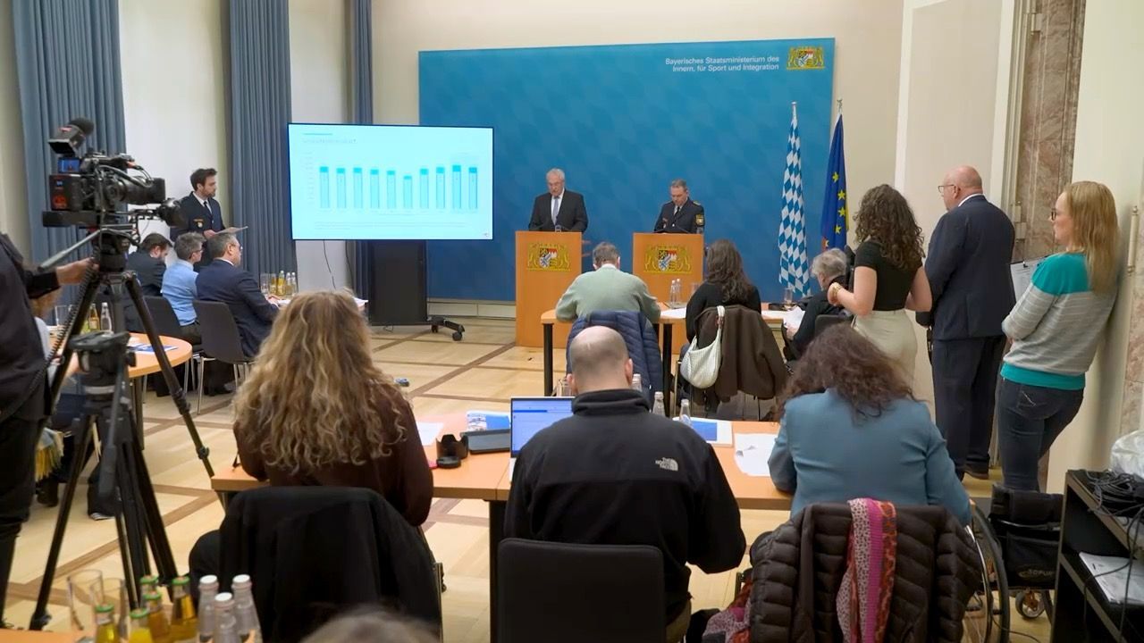 Video: Kriminalität in Bayern gesunken: Wohnungseinbrüche jedoch gestiegen