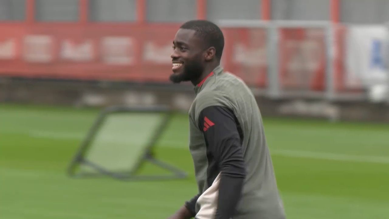 Video: FC Bayern vor Champions-League-Rückspiel: Torwart-Sorgen und Streik