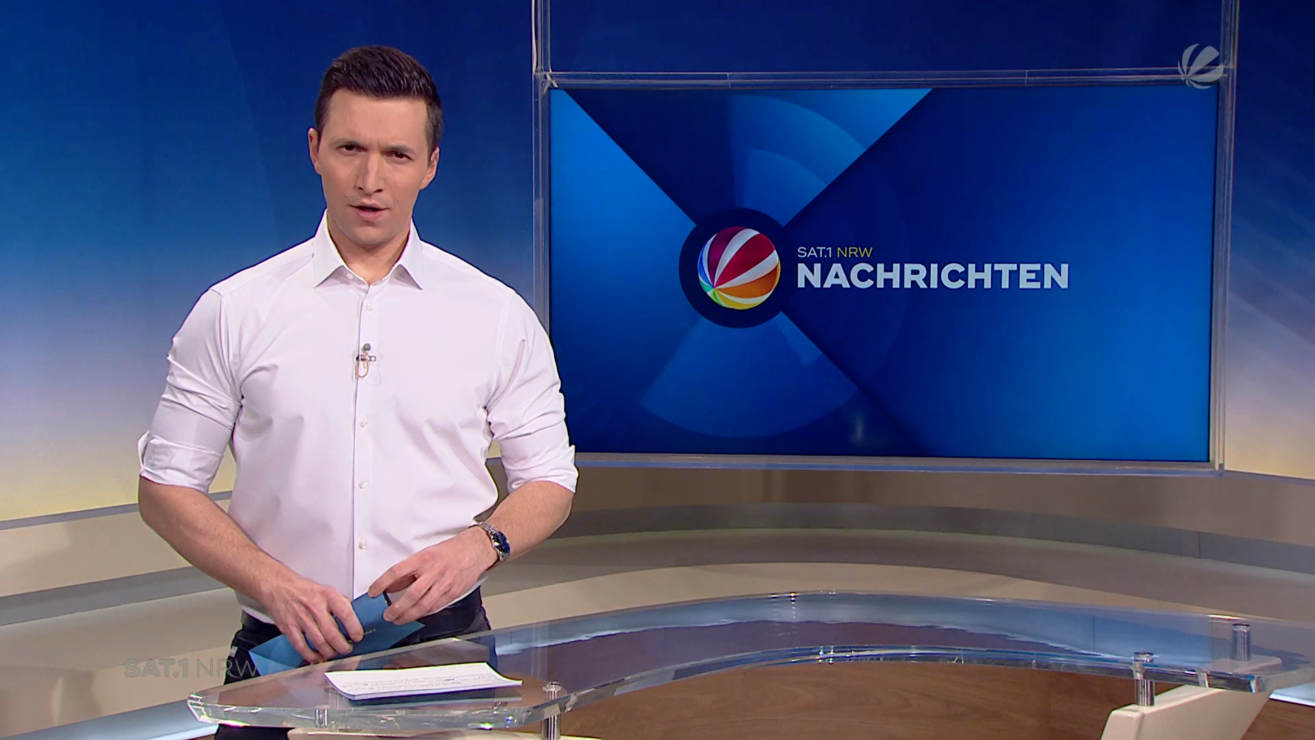 Video: Regionalexpress fährt in Kamen auf Betonplatten