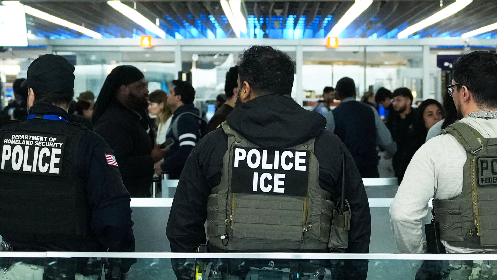 Video: ICE soll an Flughäfen aushelfen