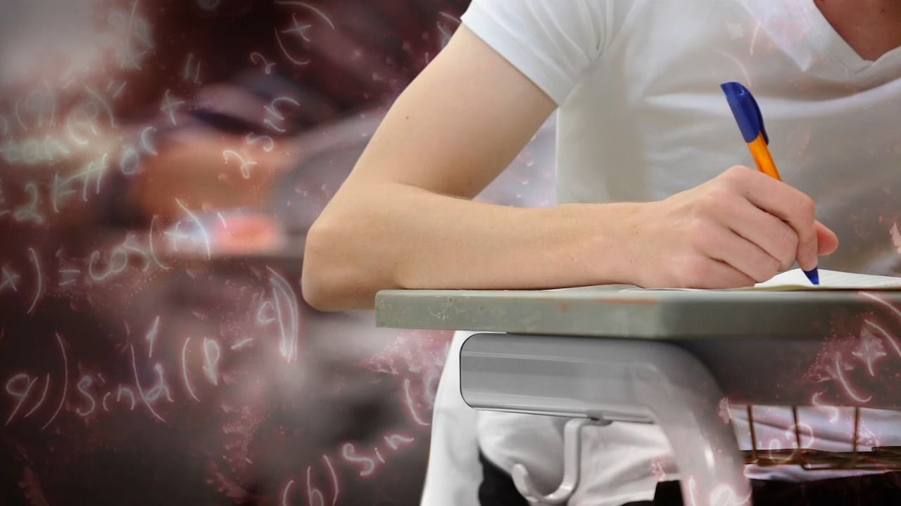 Video: Mathe-Test in Bayern: Jahrgangsstufen-Test der 10. Klassen ohne Note