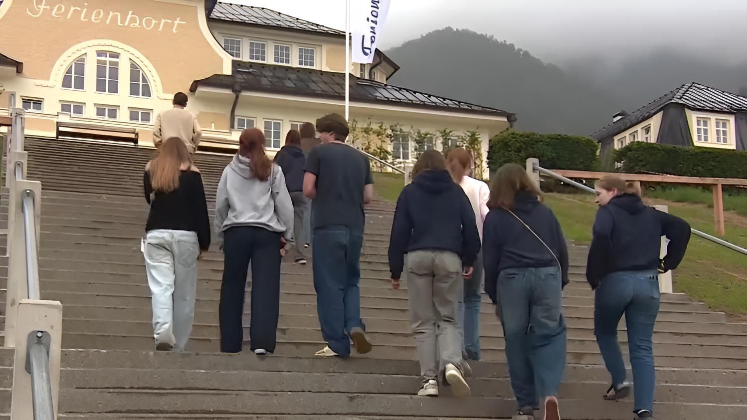 Video: Sommercamp oder Sektenfalle?