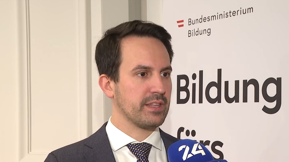 Video: Wiederkehr will Bildungssystem "entrümpeln"